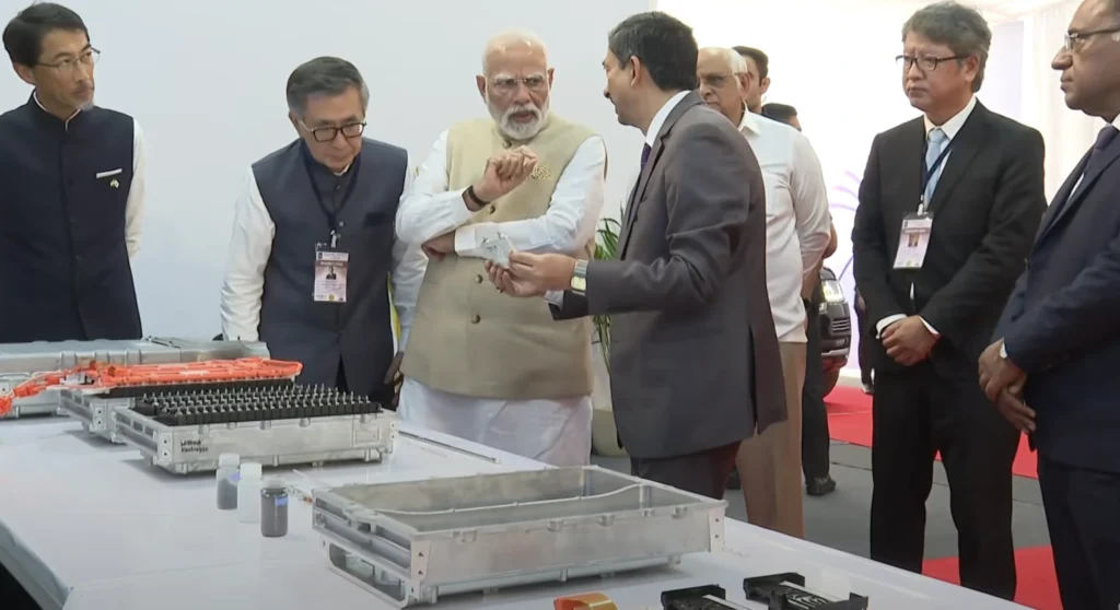 PM Modi Flags Off Maruti Suzuki’s First EV Vehicle Export: India’s Electric Revolution Goes Global